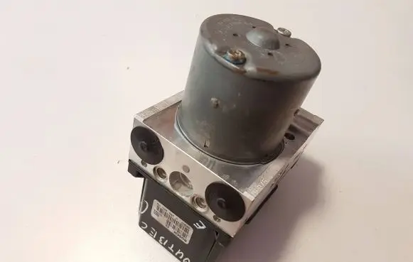 Subaru Outback ABS Pump 0265225248 0265950110