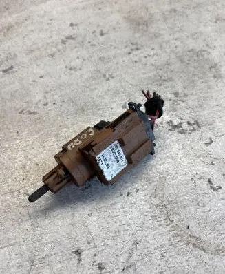 Audi A8 S8 D3 4E Brake pedal sensor switch 3b0945511 19322006