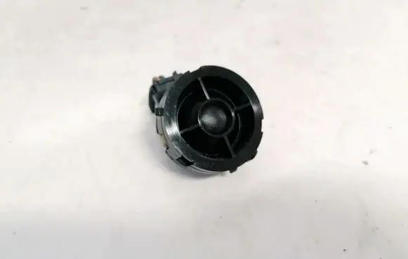Chevrolet Cruze Front door speaker 13240950