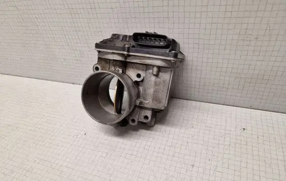 Subaru Outback Throttle valve 16112AA260 5M130052 05M11H