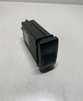 Windscreen/window heater switch