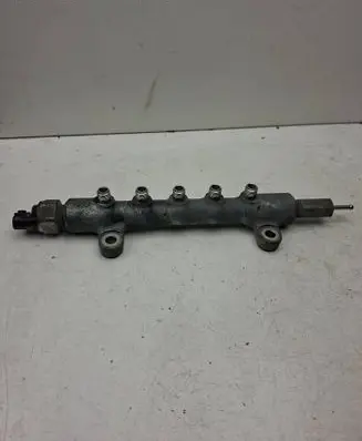 Toyota Corolla Verso AR10 Fuel main line pipe