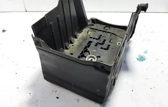 Volvo XC60 Battery box tray 30716841