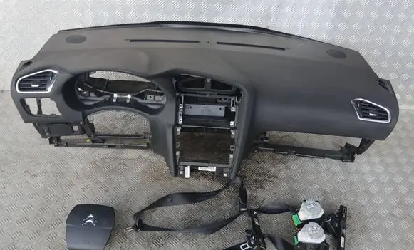 Citroen C4 II Dashboard 