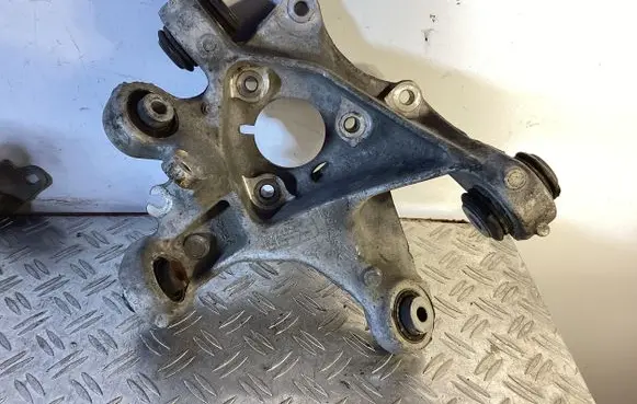 Tesla Model 3 Rear wheel hub 104441600F