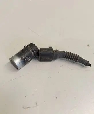 Audi A6 S6 C5 4B Front parking sensor holder (PDC) 60280301