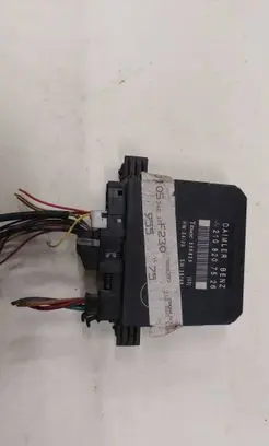 Mercedes-Benz E W210 Door control unit/module 2108207526 356825