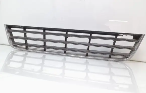 Volkswagen PASSAT B6 Front bumper lower grill 3C0853677