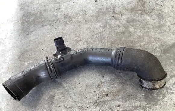 Ford Galaxy Intercooler hose/pipe 7M3145957F AM216F074AB 0281002399
