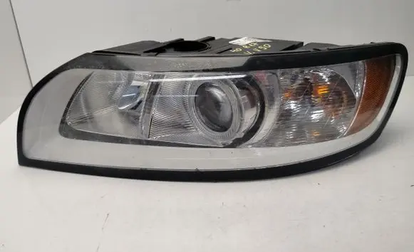 Volvo V50 Headlight/headlamp 