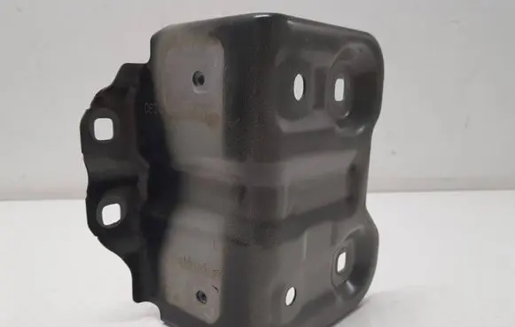Renault Captur II Fender mounting bracket 663518628R