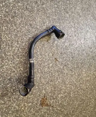 Ford Mustang V Engine coolant pipe/hose
