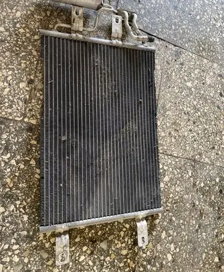 A/C cooling radiator (condenser)