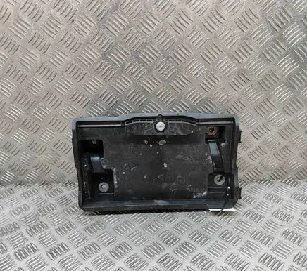 Battery box tray