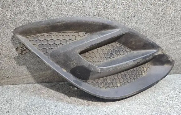 Opel Corsa D Front bumper lower grill 13286035 475498858