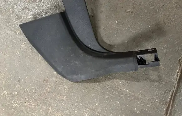 Skoda Scala Front sill trim cover 657863484