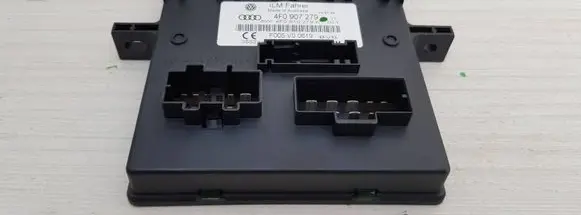 Audi A6 S6 C6 4F Comfort/convenience module 4F0907279 4F0910279K