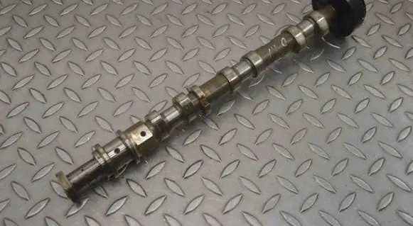 Maserati Ghibli Camshaft F160AU 1701070126