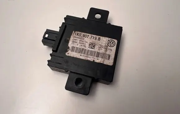 Volkswagen Golf V Alarm control unit/module 1K0907719B