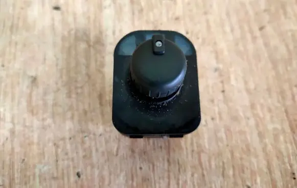 Audi A4 S4 B7 8E 8H Wing mirror switch 8E0959565
