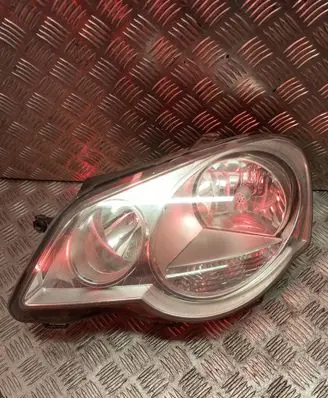 Volkswagen Polo IV 9N3 Headlight/headlamp 1EE247019