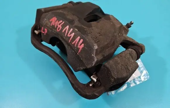 Toyota RAV 4 (XA30) Front brake caliper IMPRK1481414