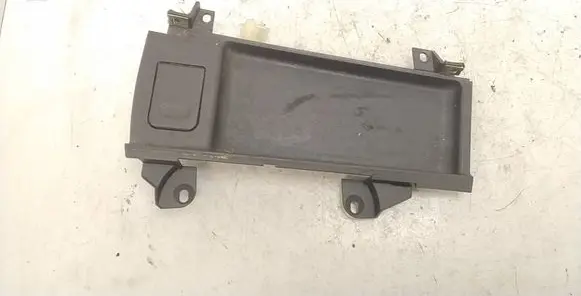 BMW 5 E39 12 V Socket (front) 8159694