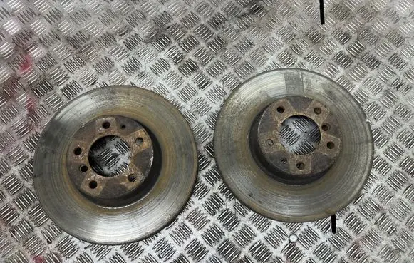 BMW 5 E39 Front brake disc 