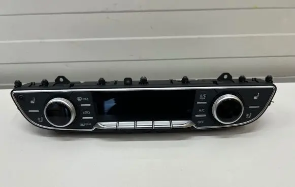 Audi Q7 4M Climate control unit 4M0820043AB