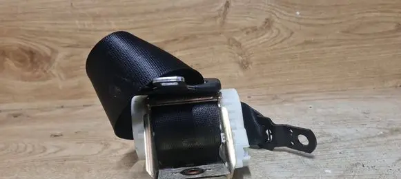 BMW X3 E83 Rear seatbelt S3340071508H 05B304CB12386