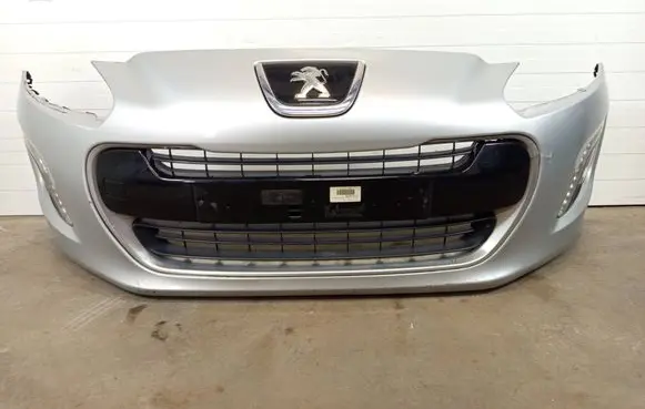 Peugeot 308 Front bumper SREB308