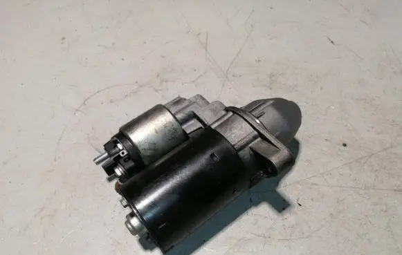 Mercedes-Benz C W204 Starter motor A0051513901