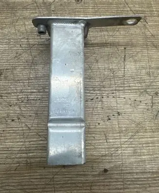 Audi A7 S7 4G Radiator support slam panel bracket 4G0805527A
