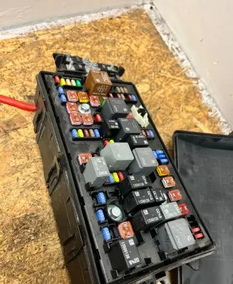 Opel Insignia A Fuse box set 13253551 16174206012