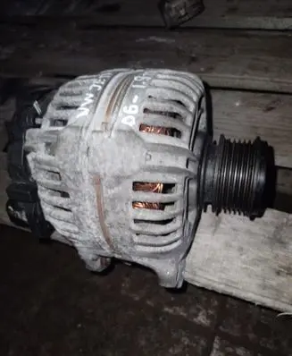 Volkswagen Jetta V Generator/alternator 06F903023F