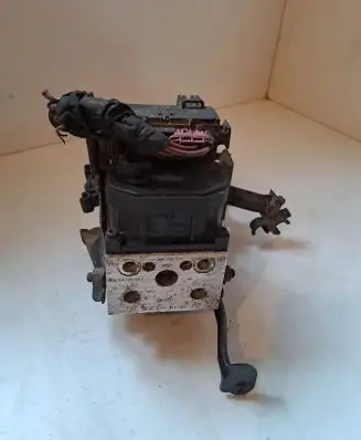 Volkswagen PASSAT B5 ABS Pump 8E0614111AB 0265216559