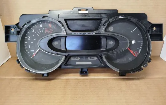 Speedometer (instrument cluster)