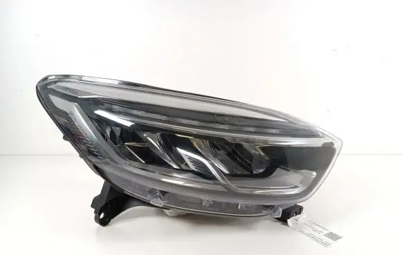 Renault Captur Headlight/headlamp