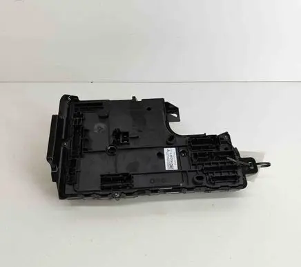 Tesla Model Y Central body control module 149784800E 165765030B