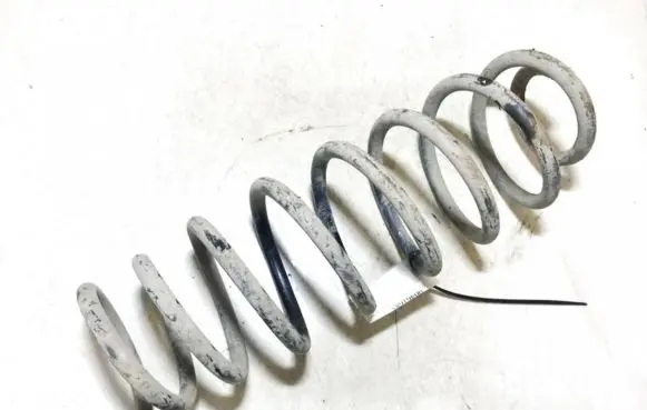 Volkswagen Golf III Rear coil spring