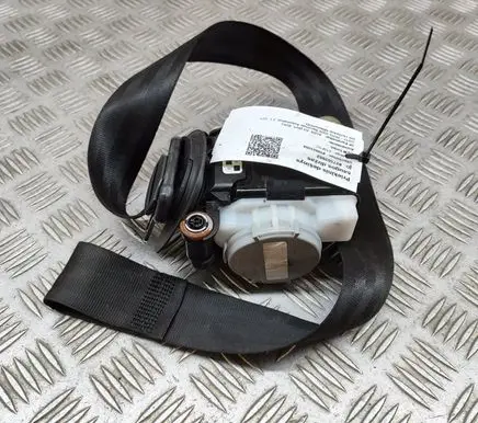 Audi A3 S3 8V Front seatbelt 7N0857737