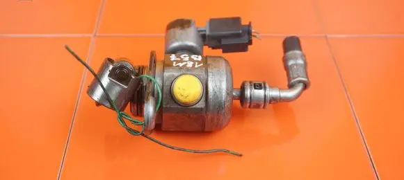 BMW 1 F20 F21 In-tank fuel pump 0261520150 N13B16A