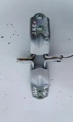 Hyundai Tucson TL Front door hinge set 6941F11