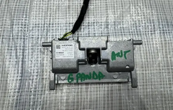 Fiat Panda III Windshield/windscreen camera 9855233380
