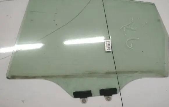 Honda FR-V Rear door window glass as2