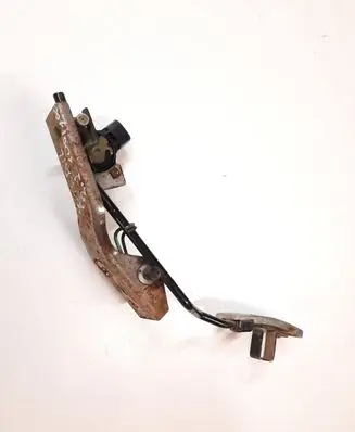 Nissan X-Trail T30 Accelerator throttle pedal 18919