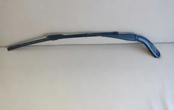 BMW 4 F32 F33 Windshield/front glass wiper blade 7297553 61617297553 W000026577B
