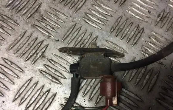 Mitsubishi Lancer Turbo solenoid valve k5t4827
