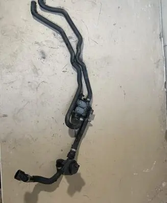 BMW X5 F15 Coolant heater control valve 6910544