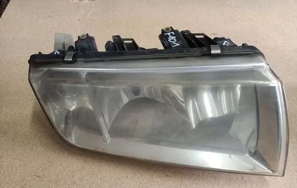 Skoda Fabia Mk1 (6Y) Headlight/headlamp